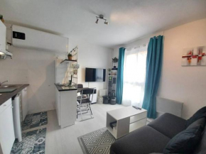 Studio classé 2 étoiles, à 200m de la plage de Nauzan parking gratuit